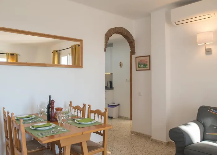 Tetuan 7 Oasis Nerja